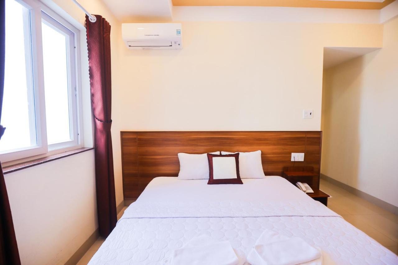 Quy Nhon Blue Sea Hotel Esterno foto